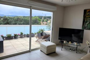 SPACIOUS Apartment with TERRACE and SEA VIEW